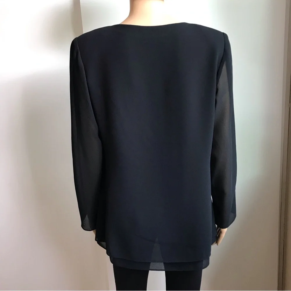 Reposted Like new black dressy blouse for any special occasion size 6 - Picture 2 of 10